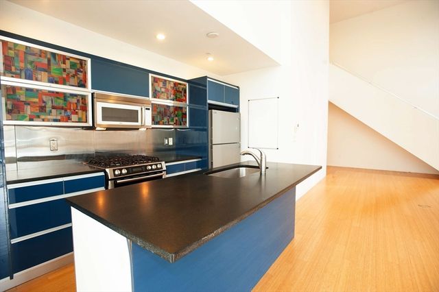 56 Penn Street 4, Quincy, MA 02169