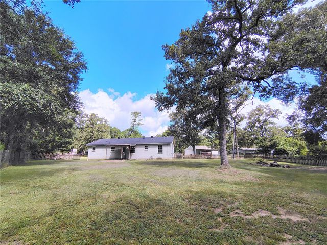 25934 Pine Oak Drive, Hockley, TX 77447