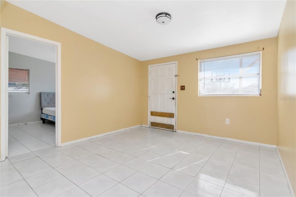 Image 3 of property listing at 6903 LARMON STREET, Tampa, FL 33634