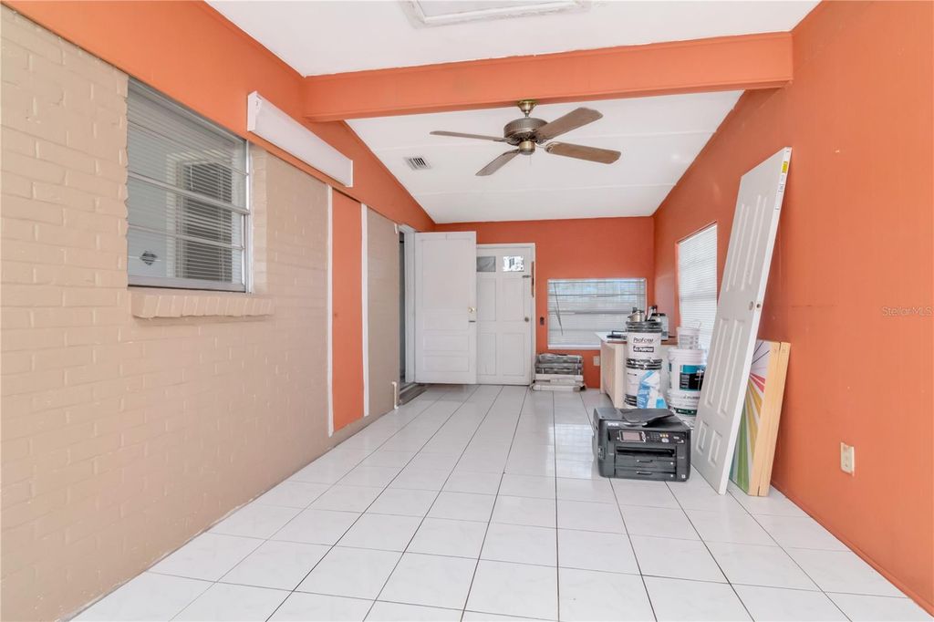 Image 26 of property listing at 6903 LARMON STREET, Tampa, FL 33634