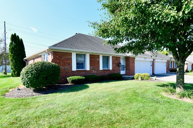 399 Vinewood Drive S, Brownsburg, IN 46112