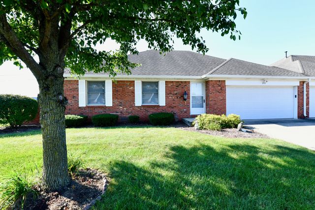 399 Vinewood Drive S, Brownsburg, IN 46112