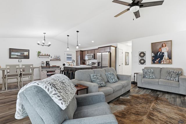 417 NIGHTHAWK DR, Box Elder, SD 57719