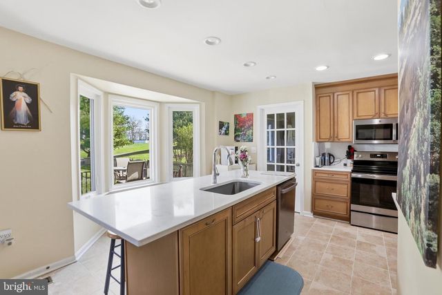 145 MAPLEWOOD CT, Harpers Ferry, WV 25425