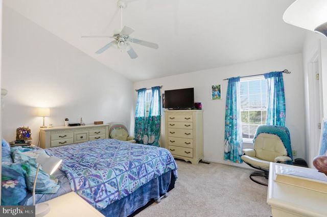 145 MAPLEWOOD CT, Harpers Ferry, WV 25425