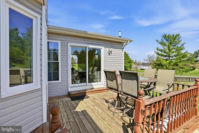 145 MAPLEWOOD CT, Harpers Ferry, WV 25425