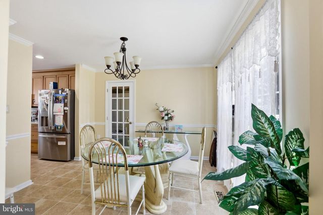 145 MAPLEWOOD CT, Harpers Ferry, WV 25425