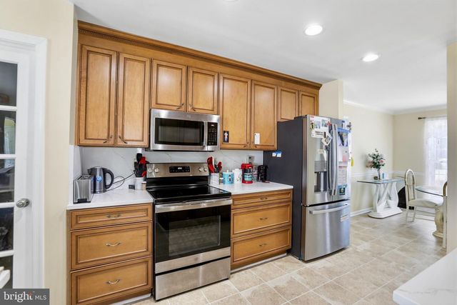 145 MAPLEWOOD CT, Harpers Ferry, WV 25425