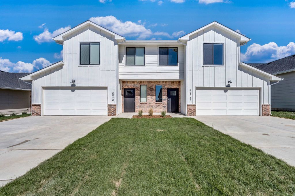 12470-12472 W Blanford St, Maize, KS 67223