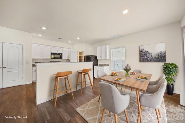 977 Joselynn Drive, Gastonia, NC 28054