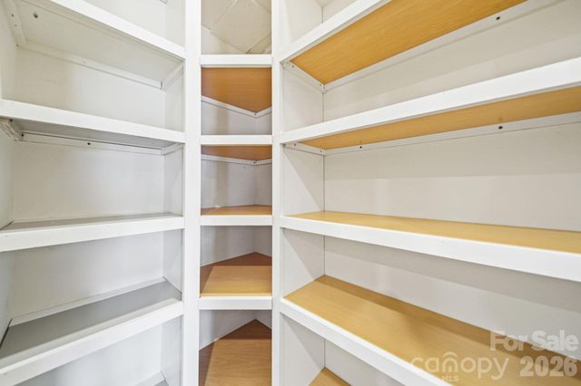 977 Joselynn Drive, Gastonia, NC 28054