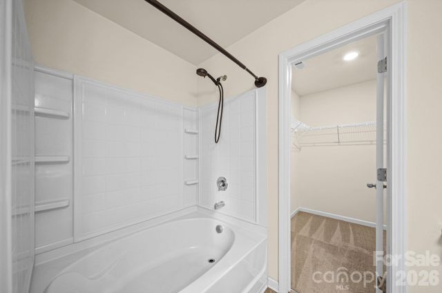 977 Joselynn Drive, Gastonia, NC 28054