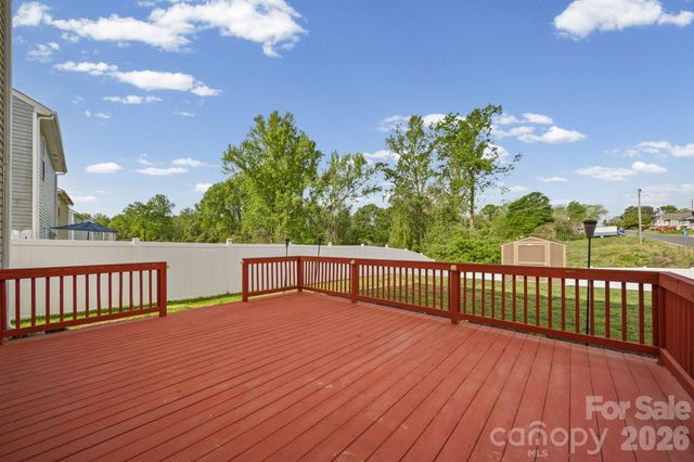 977 Joselynn Drive, Gastonia, NC 28054