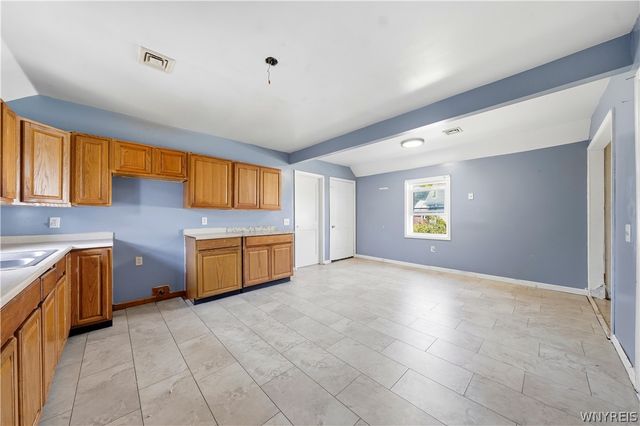 26 Caldwell Place, Lackawanna, NY 14218