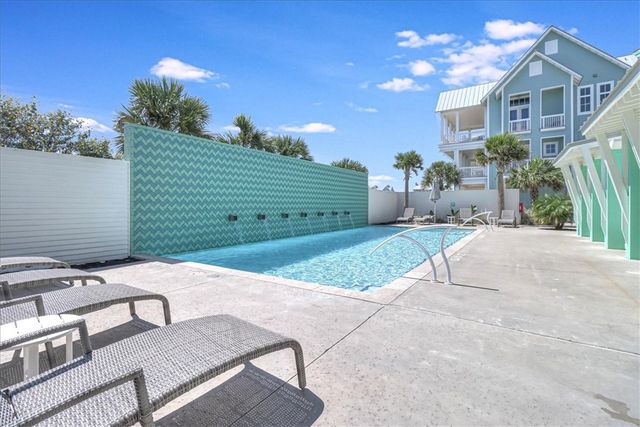 507 Sunrise Ave, Port Aransas, TX 78373