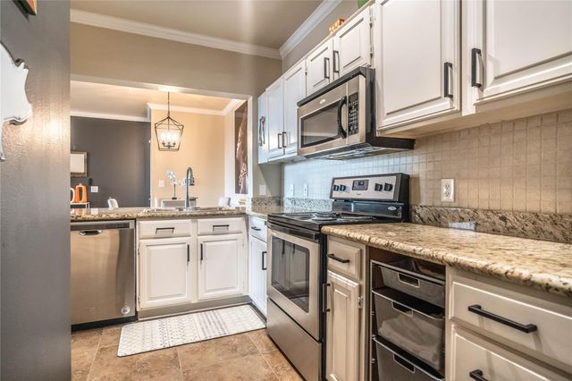 2111 Welch Street A232, Houston, TX 77019