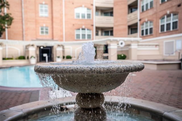 2111 Welch Street A232, Houston, TX 77019