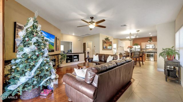 970 E DORIS Street, Avondale, AZ 85323