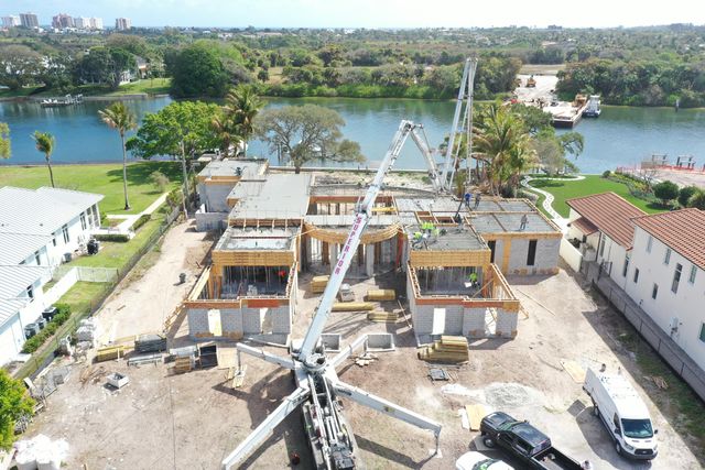 13102 Flamingo Terrace, Palm Beach Gardens, FL 33410