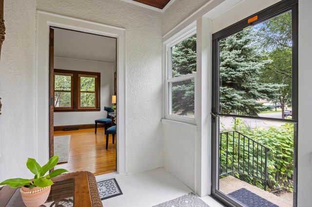 1634 Niles Avenue, Saint Paul, MN 55116