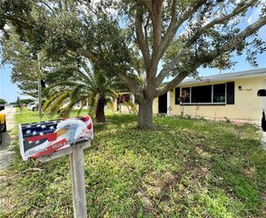 3525 EISENHOWER DRIVE, Holiday, FL 34691