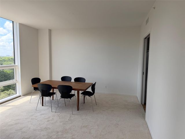 5110 San Felipe Street 86W, Houston, TX 77056
