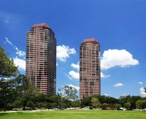 5110 San Felipe Street 86W, Houston, TX 77056