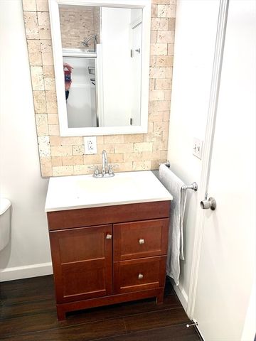 50 South Common St 405, Lynn, MA 01902