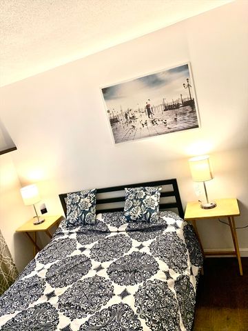 50 South Common St 405, Lynn, MA 01902