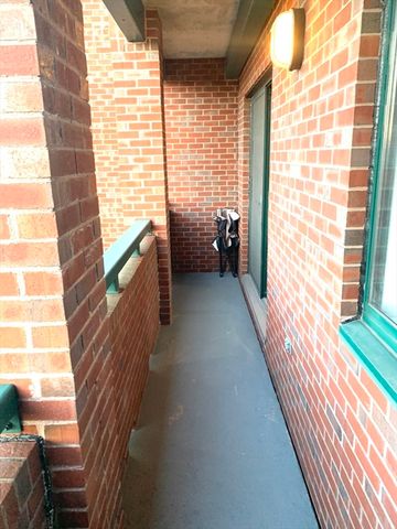 50 South Common St 405, Lynn, MA 01902