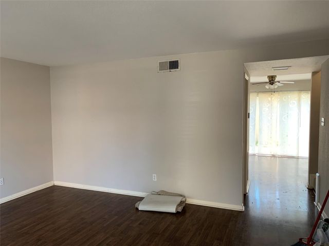 6479 Olympia Drive, Houston, TX 77057