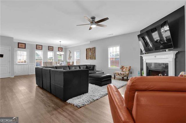 2145 Waterford Park Drive, Lawrenceville, GA 30044