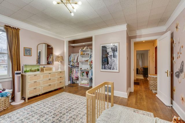 235 West F Street, Elizabethton, TN 37643