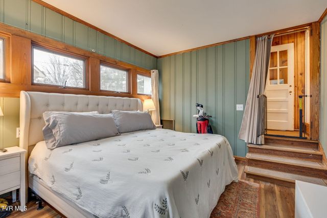 235 West F Street, Elizabethton, TN 37643