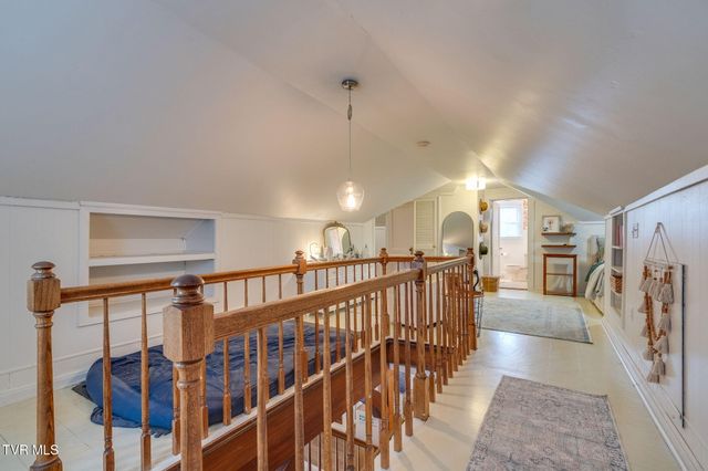 235 West F Street, Elizabethton, TN 37643