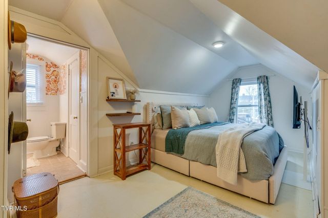 235 West F Street, Elizabethton, TN 37643