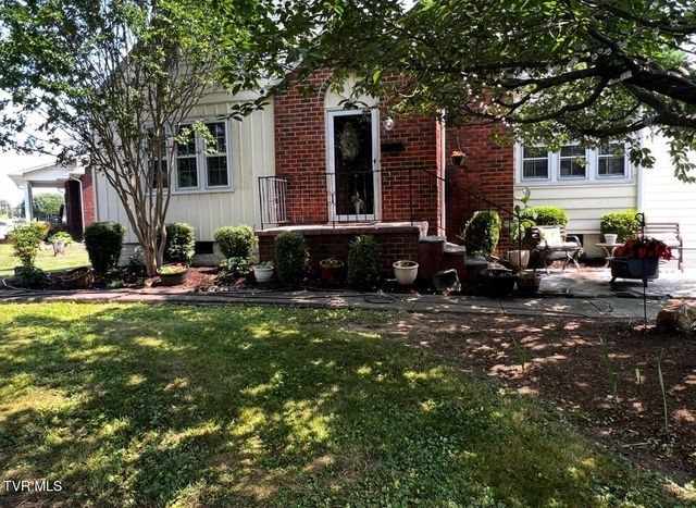 235 West F Street, Elizabethton, TN 37643