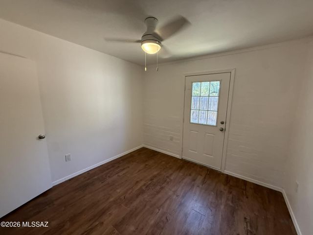 1518 E Hedrick Dr Apt M, Tucson, AZ 85719