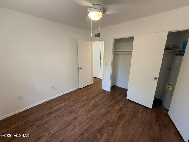 1518 E Hedrick Dr Apt M, Tucson, AZ 85719