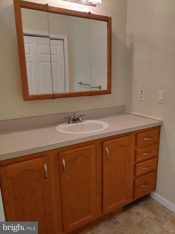 408 MOORE PL #408, Dover, DE 19901
