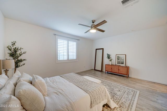 26523 N THORNHILL Court, Peoria, AZ 85383