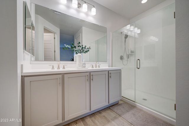 26523 N THORNHILL Court, Peoria, AZ 85383