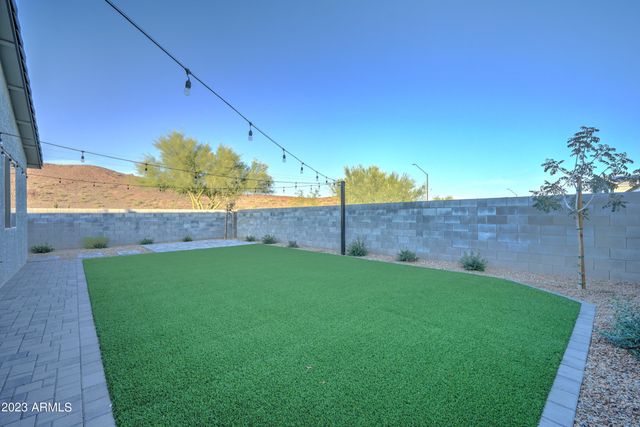 26523 N THORNHILL Court, Peoria, AZ 85383