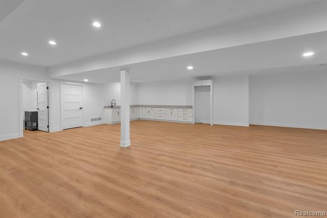 4546 Niagara Lane, Bloomfield Hills, MI 48301