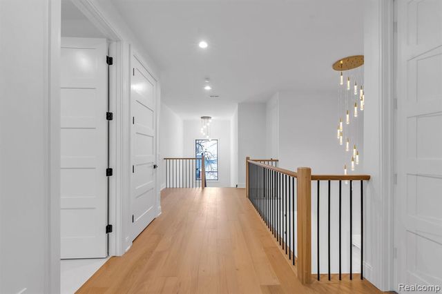 4546 Niagara Lane, Bloomfield Hills, MI 48301