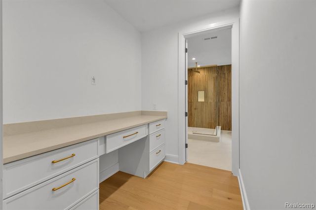 4546 Niagara Lane, Bloomfield Hills, MI 48301