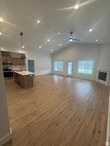 2217 S 3150 W, West Haven, UT 84401