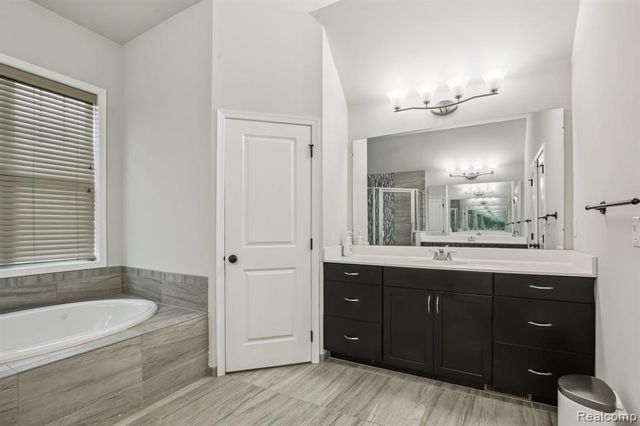 51110 Gulfstream Park Drive, Canton, MI 48188
