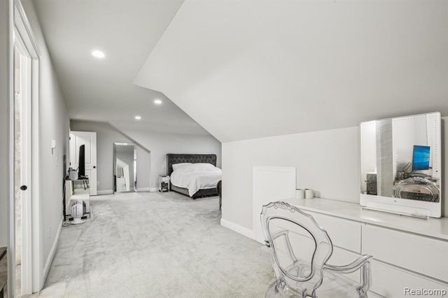 51110 Gulfstream Park Drive, Canton, MI 48188