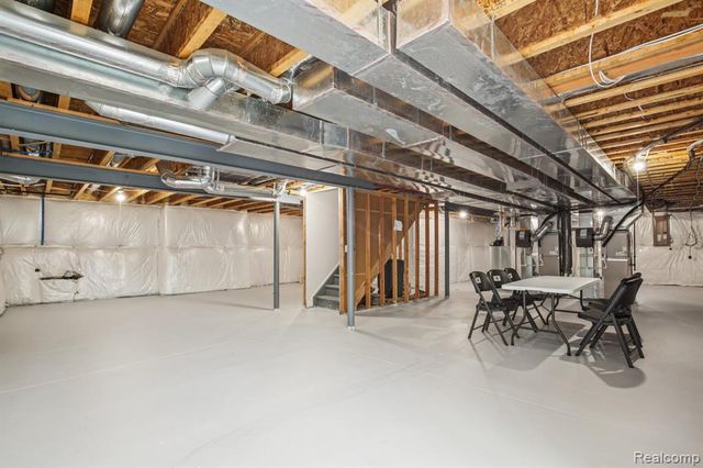 51110 Gulfstream Park Drive, Canton, MI 48188